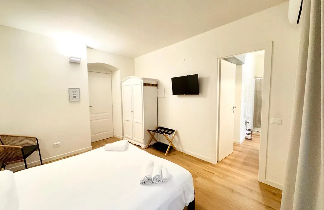 Marta'S House-1